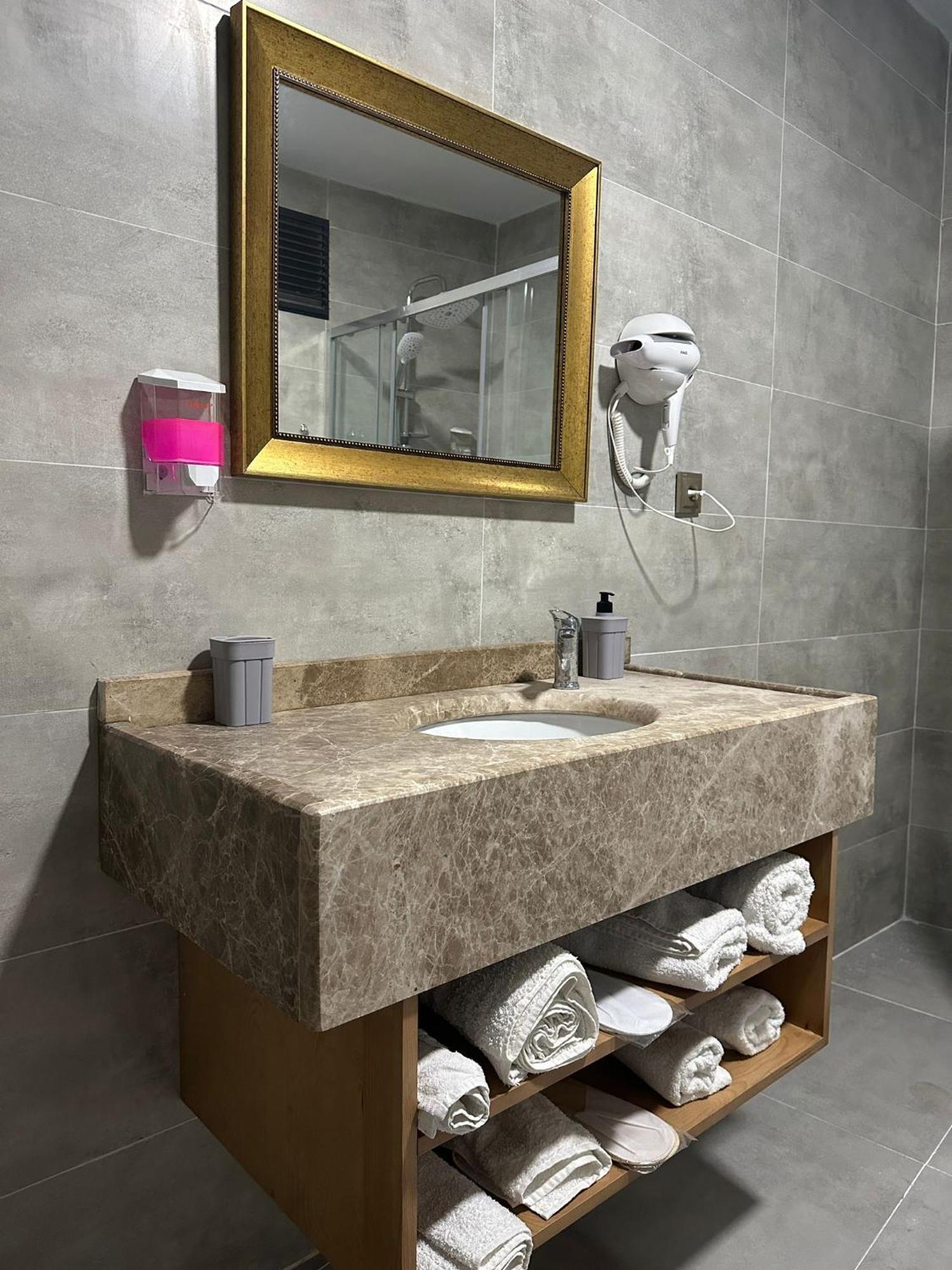 Grand Delux Hotel Samsun Bagian luar foto